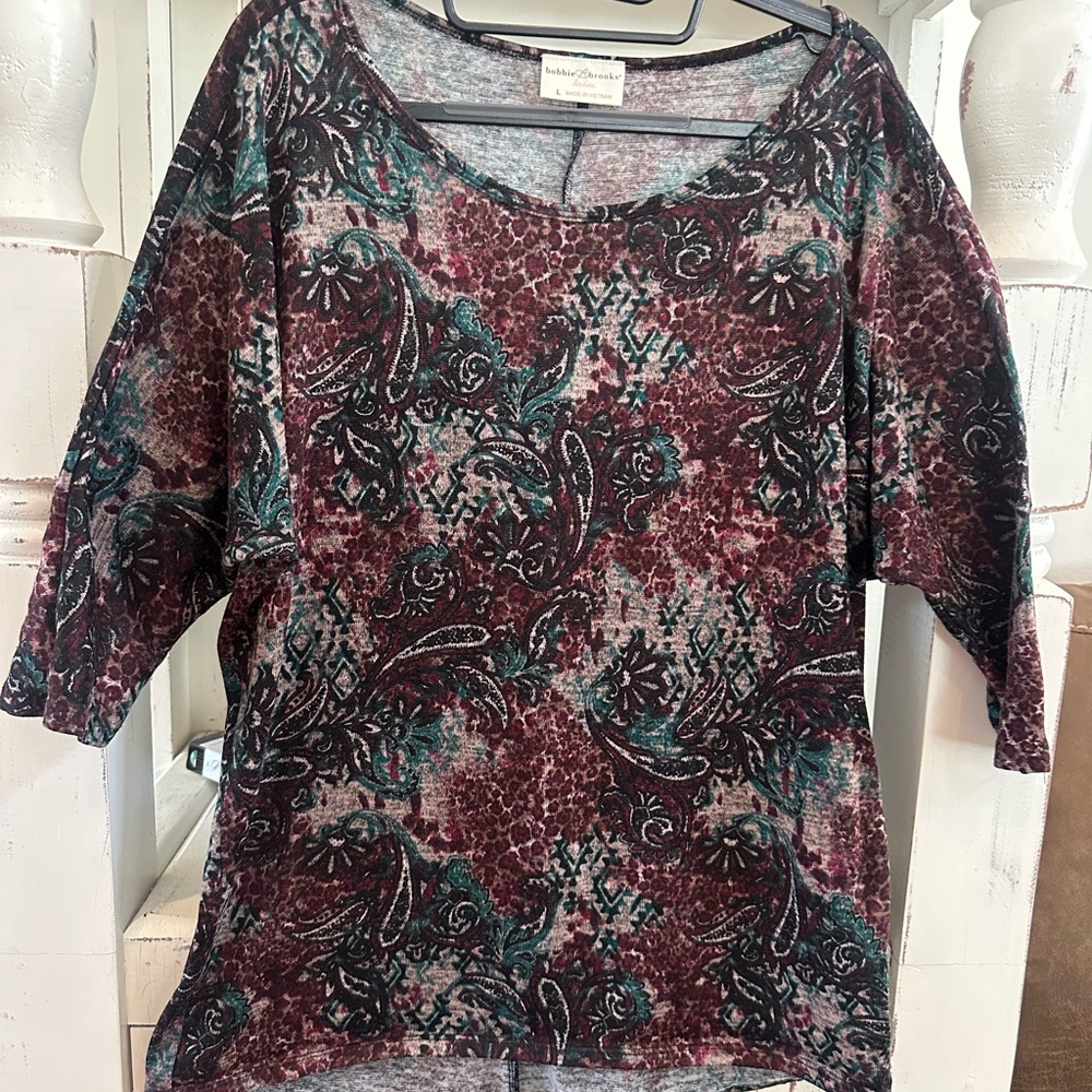 Elegant Paisley Blouse in Burgundy and Teal